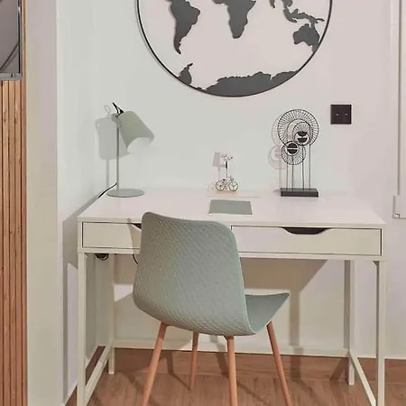 Apartamento Con Terraza En El Centro De Alicante
