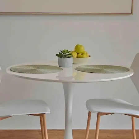 Apartamento Con Terraza En El Centro De *