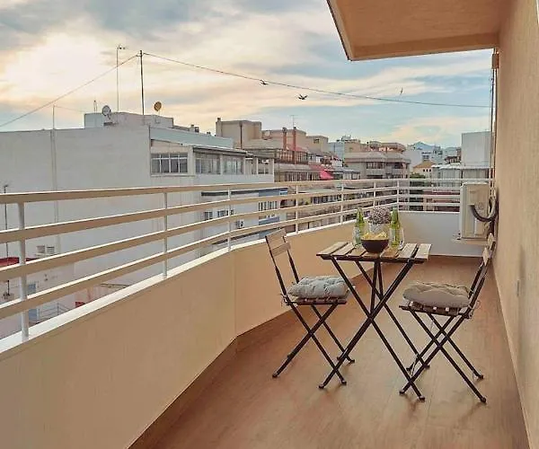 Con Terraza En El Centro De