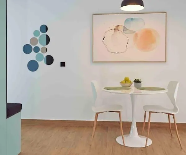 Apartman Con Terraza En El Centro De *